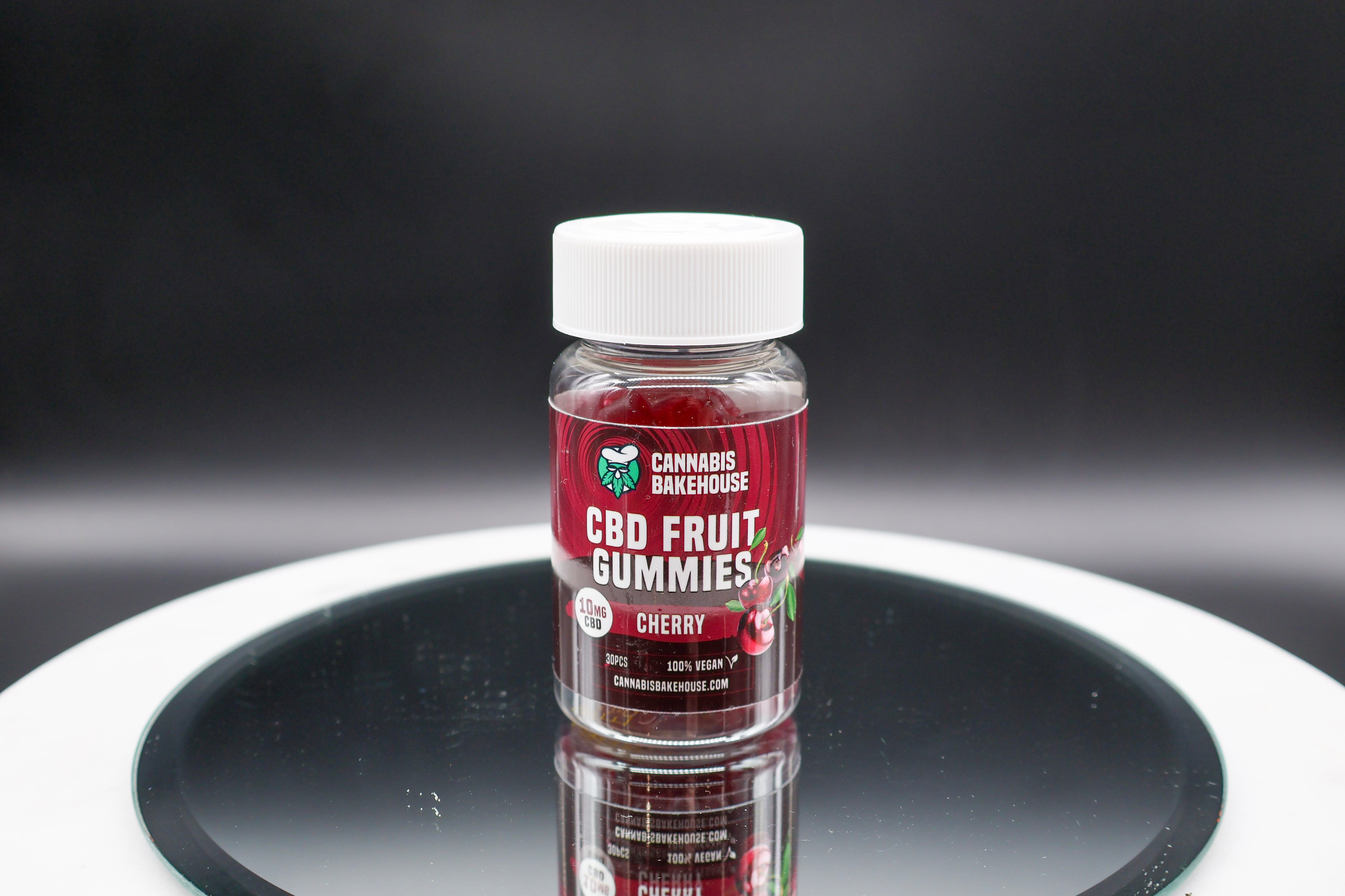 Cannabis Bakehouse CBD frugtgummier - Kirsebær, 30 stk x 10 mg CBD, 60g